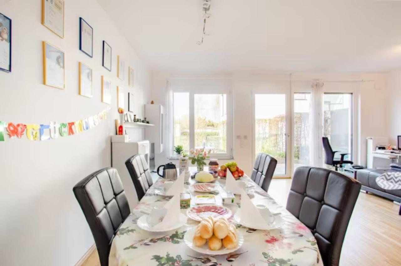Beautiful Room With Balcony Direction To Messe 하노버 외부 사진